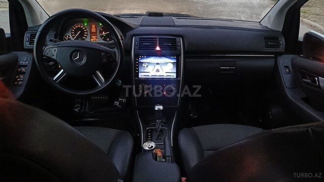 Mercedes B 180 2011, 106,000 km - 1.7 l - Sumqayıt