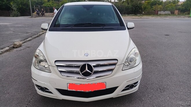Mercedes B 180 2011, 106,000 km - 1.7 l - Sumqayıt