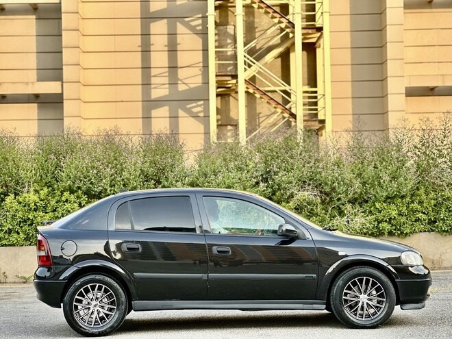 Opel Astra 2000, 295,680 km - 1.6 l - Bakı