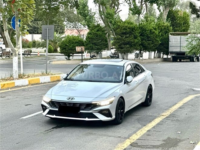 Hyundai Elantra 2024, 19,000 km - 1.5 l - Bakı