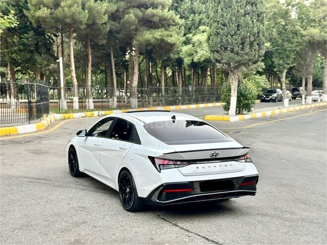 Hyundai Elantra 2024, 19,000 km - 1.5 l - Bakı