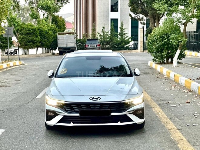 Hyundai Elantra 2024, 19,000 km - 1.5 l - Bakı