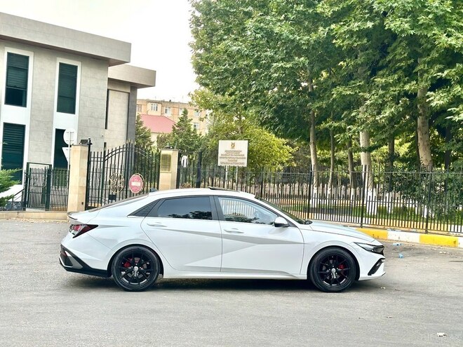 Hyundai Elantra 2024, 19,000 km - 1.5 l - Bakı