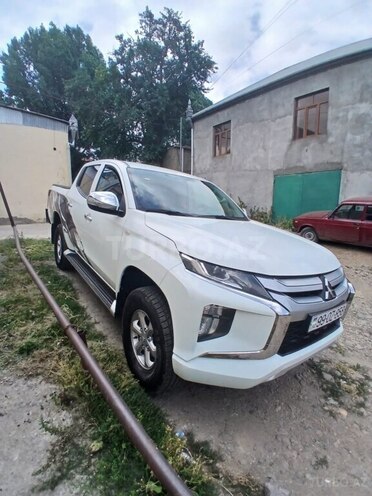 Mitsubishi L200 2021, 128,000 km - 2.4 l - Gədəbəy