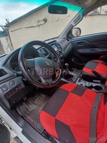 Mitsubishi L200 2021, 128,000 km - 2.4 l - Gədəbəy