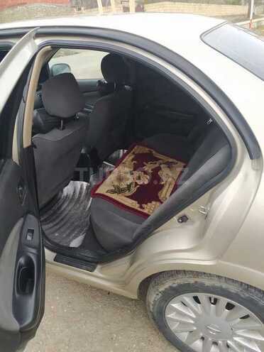 Nissan Sunny 2006, 300,000 km - 1.6 l - Quba