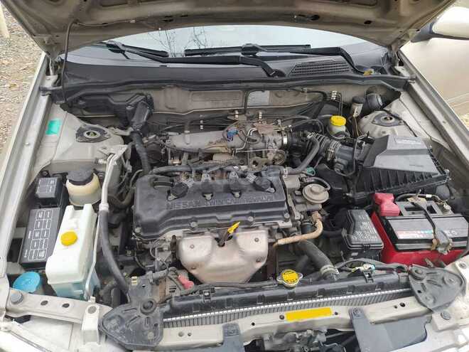 Nissan Sunny 2006, 300,000 km - 1.6 l - Quba