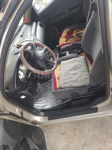 Nissan Sunny 2006, 300,000 km - 1.6 l - Quba