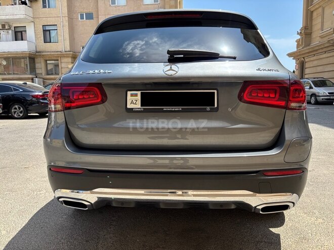 Mercedes GLC 300 e 4MATIC 2020, 115,000 km - 2.0 l - Bakı