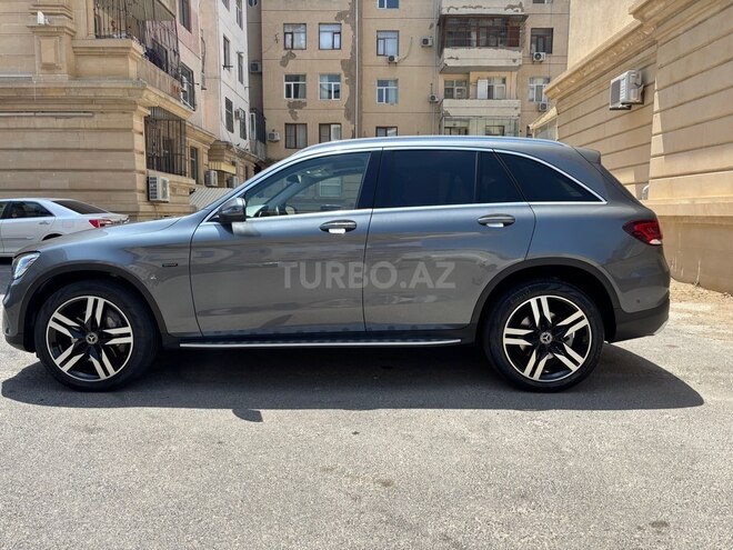 Mercedes GLC 300 e 4MATIC 2020, 115,000 km - 2.0 l - Bakı