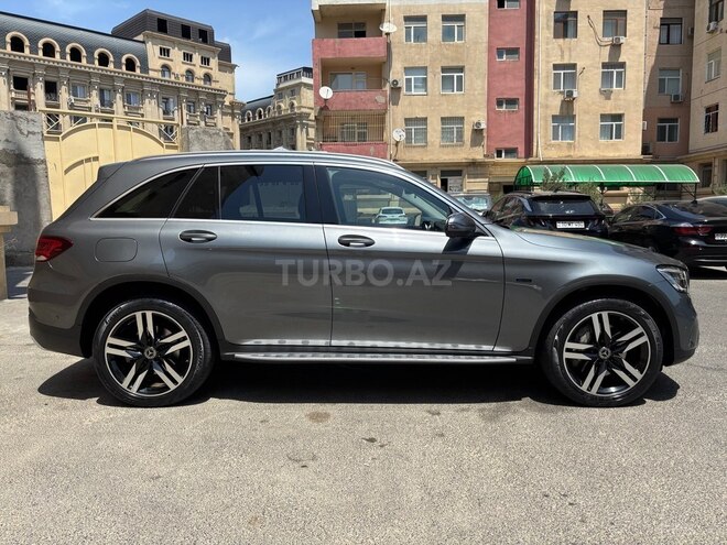 Mercedes GLC 300 e 4MATIC 2020, 115,000 km - 2.0 l - Bakı