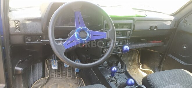 LADA (VAZ) Niva 2015, 138,000 km - 1.7 l - Quba