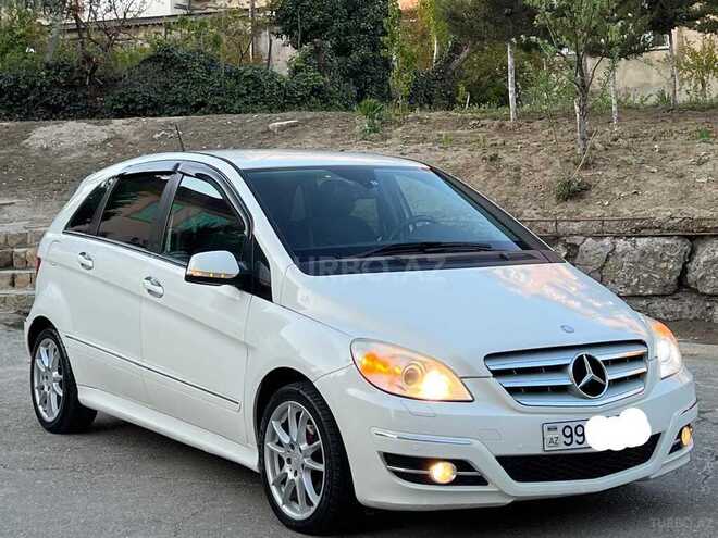 Mercedes B 180 2011, 114,000 km - 1.7 l - Sumqayıt