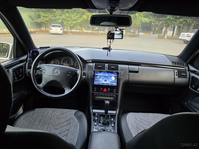 Mercedes E 240 1999, 278,000 km - 2.4 l - Lənkəran