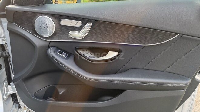 Mercedes C 300 4MATIC 2021, 88,000 km - 2.0 l - Bakı