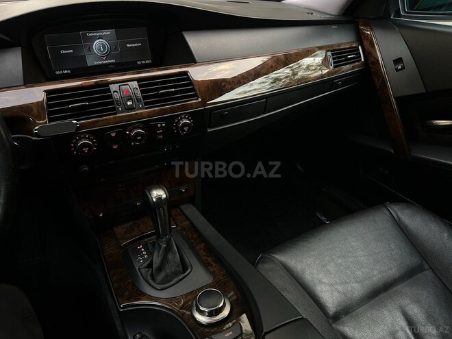 BMW 525 2006, 233,000 km - 2.5 l - Bakı