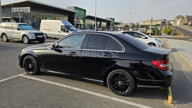 Mercedes C 250 2011, 187,000 km - 1.8 л - Bakı