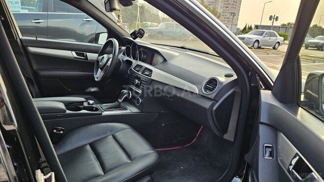 Mercedes C 250 2011, 187,000 km - 1.8 л - Bakı