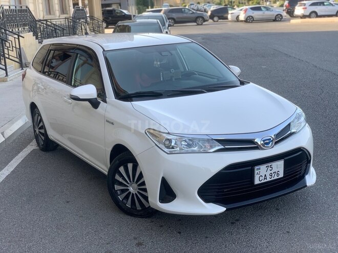 Toyota Corolla Fielder 2019, 90,000 km - 1.5 л - Bakı