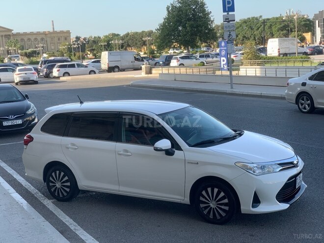 Toyota Corolla Fielder 2019, 90,000 km - 1.5 л - Bakı