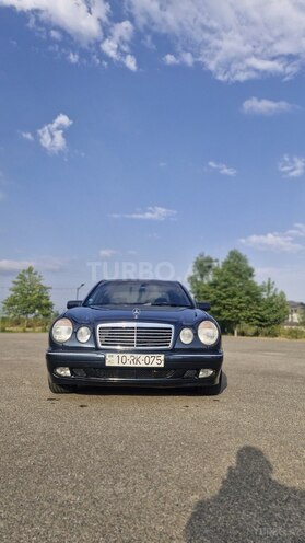 Mercedes E 320 1995, 265,000 km - 3.2 l - Qusar