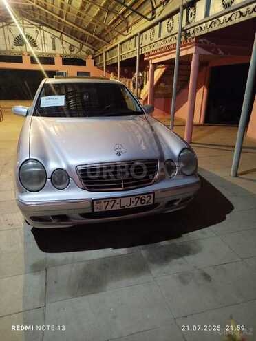 Mercedes E 240 1999, 180,000 km - 2.4 l - Beyləqan