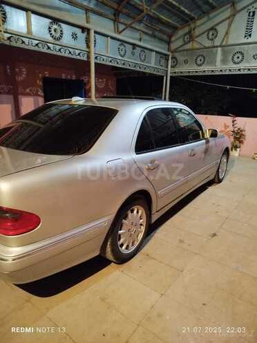 Mercedes E 240 1999, 180,000 km - 2.4 l - Beyləqan