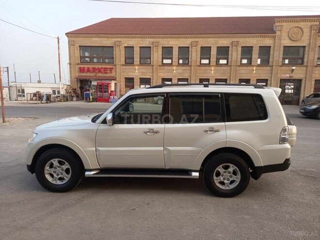 Mitsubishi Pajero 2007, 209,000 km - 3.0 l - Bakı