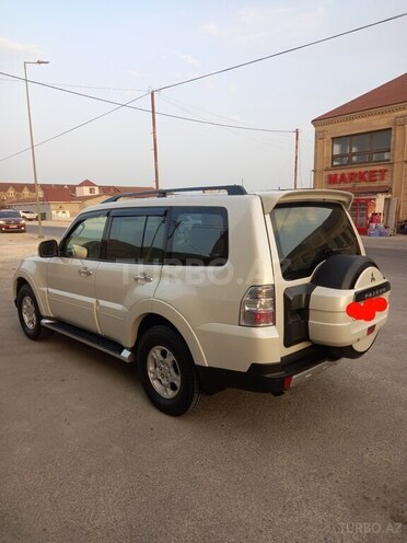 Mitsubishi Pajero 2007, 209,000 km - 3.0 l - Bakı