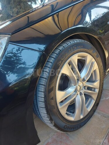 Mercedes E 250 2009, 320,000 km - 2.5 l - Bakı