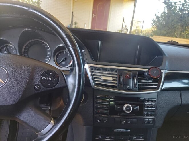 Mercedes E 250 2009, 320,000 km - 2.5 l - Bakı