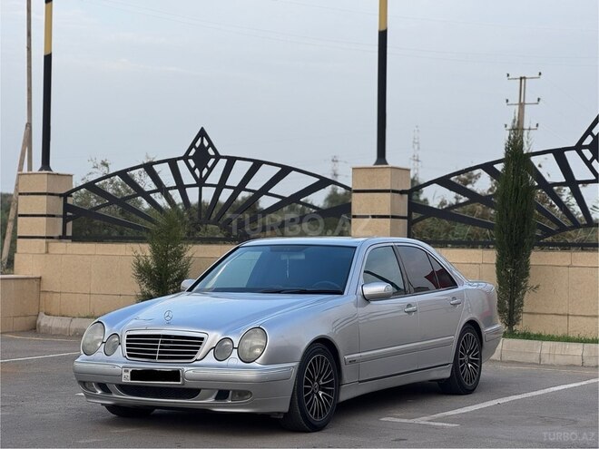 Mercedes E 240 2000, 380,000 km - 2.4 l - Beyləqan