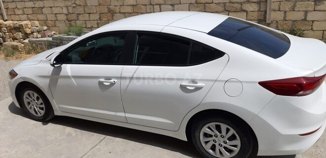 Hyundai Elantra 2017, 185,075 km - 2.0 l - Bakı