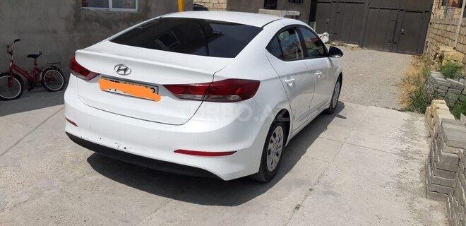 Hyundai Elantra 2017, 185,075 km - 2.0 l - Bakı