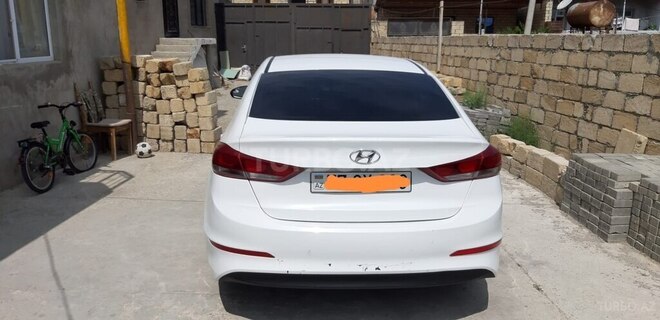 Hyundai Elantra 2017, 185,075 km - 2.0 l - Bakı