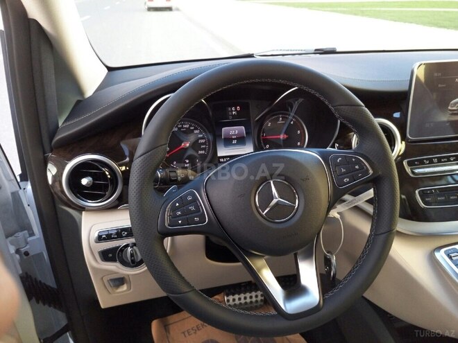 Mercedes V 220 2016, 50,000 km - 2.2 л - Bakı