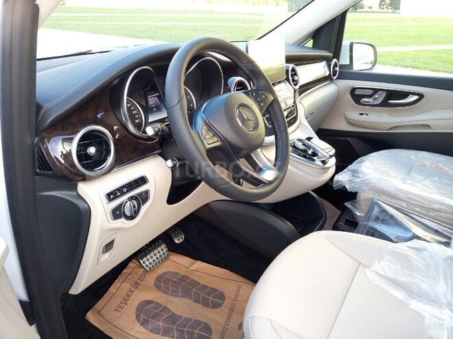 Mercedes V 220 2016, 50,000 km - 2.2 л - Bakı