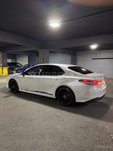Toyota Camry 2023, 27,600 km - 2.5 l - Bakı