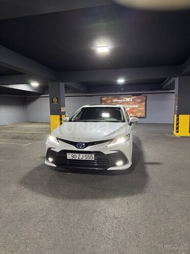 Toyota Camry 2023, 27,600 km - 2.5 l - Bakı