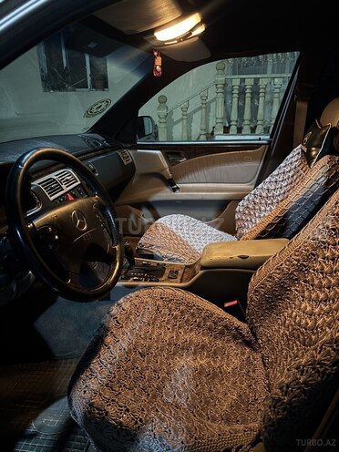 Mercedes E 240 1997, 280,000 km - 2.4 l - Şəmkir