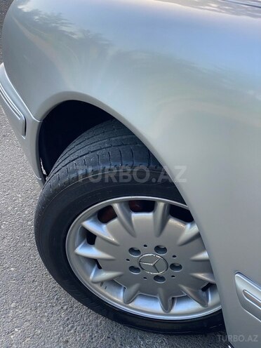Mercedes E 220 d 2000, 460,000 km - 2.2 l - Biləsuvar