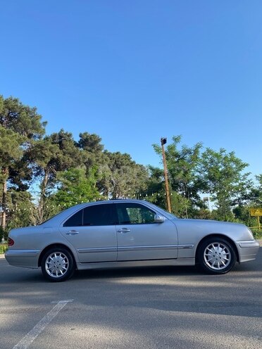 Mercedes E 220 d 2000, 460,000 km - 2.2 l - Biləsuvar