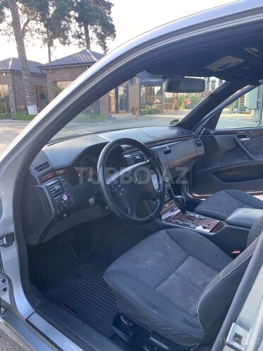 Mercedes E 220 d 2000, 460,000 km - 2.2 l - Biləsuvar