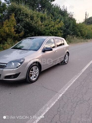 Opel Astra 2007, 227,000 km - 1.3 l - Şəki
