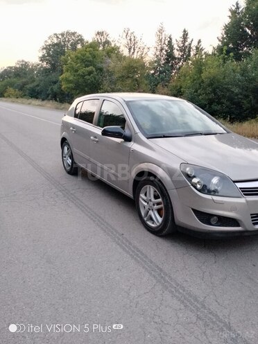 Opel Astra 2007, 227,000 km - 1.3 l - Şəki