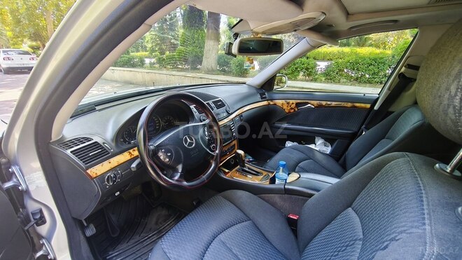 Mercedes E 240 2002, 378,000 km - 2.6 l - Bakı