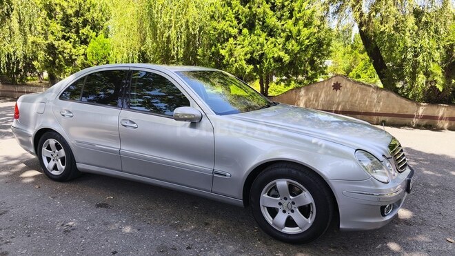 Mercedes E 240 2002, 378,000 km - 2.6 l - Bakı