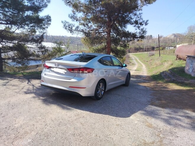 Hyundai Elantra 2016, 197,949 km - 2.0 l - Bakı