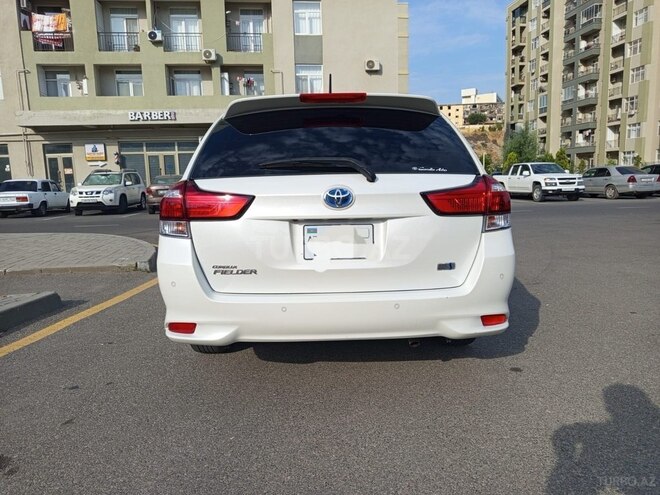 Toyota Corolla Fielder 2019, 97,000 km - 1.5 л - Bakı