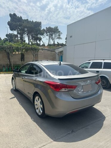 Hyundai Elantra 2011, 220,000 km - 1.8 l - Bakı